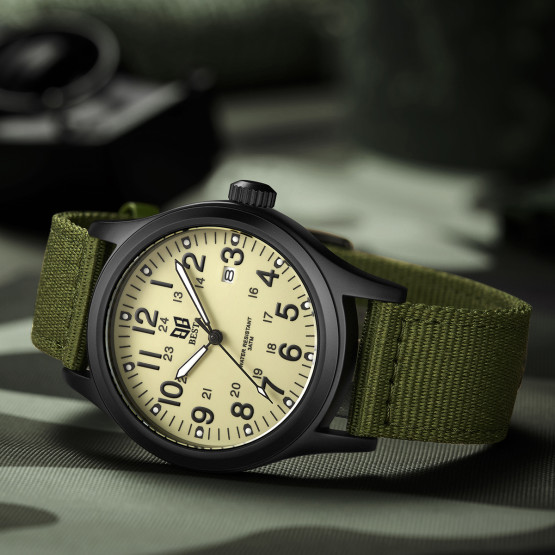Чоловічий наручний годинник Besta Command Green Nylon 2 ремінці класичний круглий стрілковий #11110